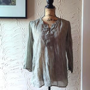 World Market S/M pull over Olive boho blouse